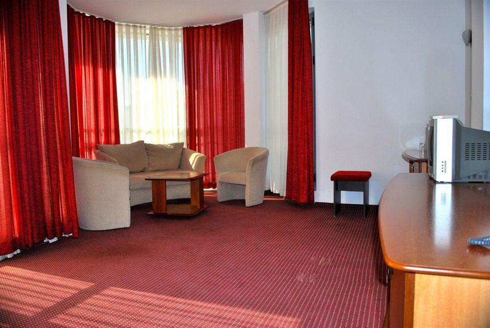 City Mark Hotel Warna Exterior foto