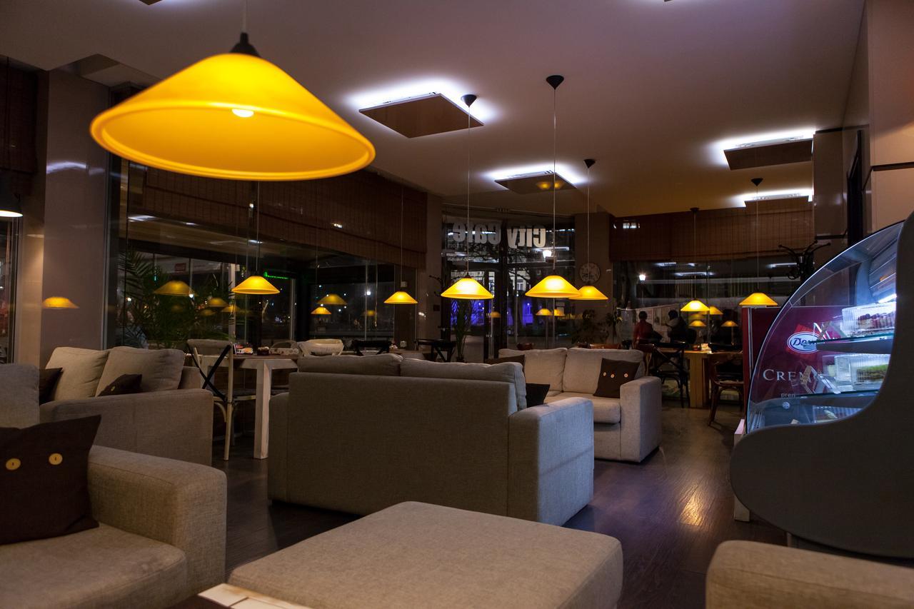 City Mark Hotel Warna Exterior foto