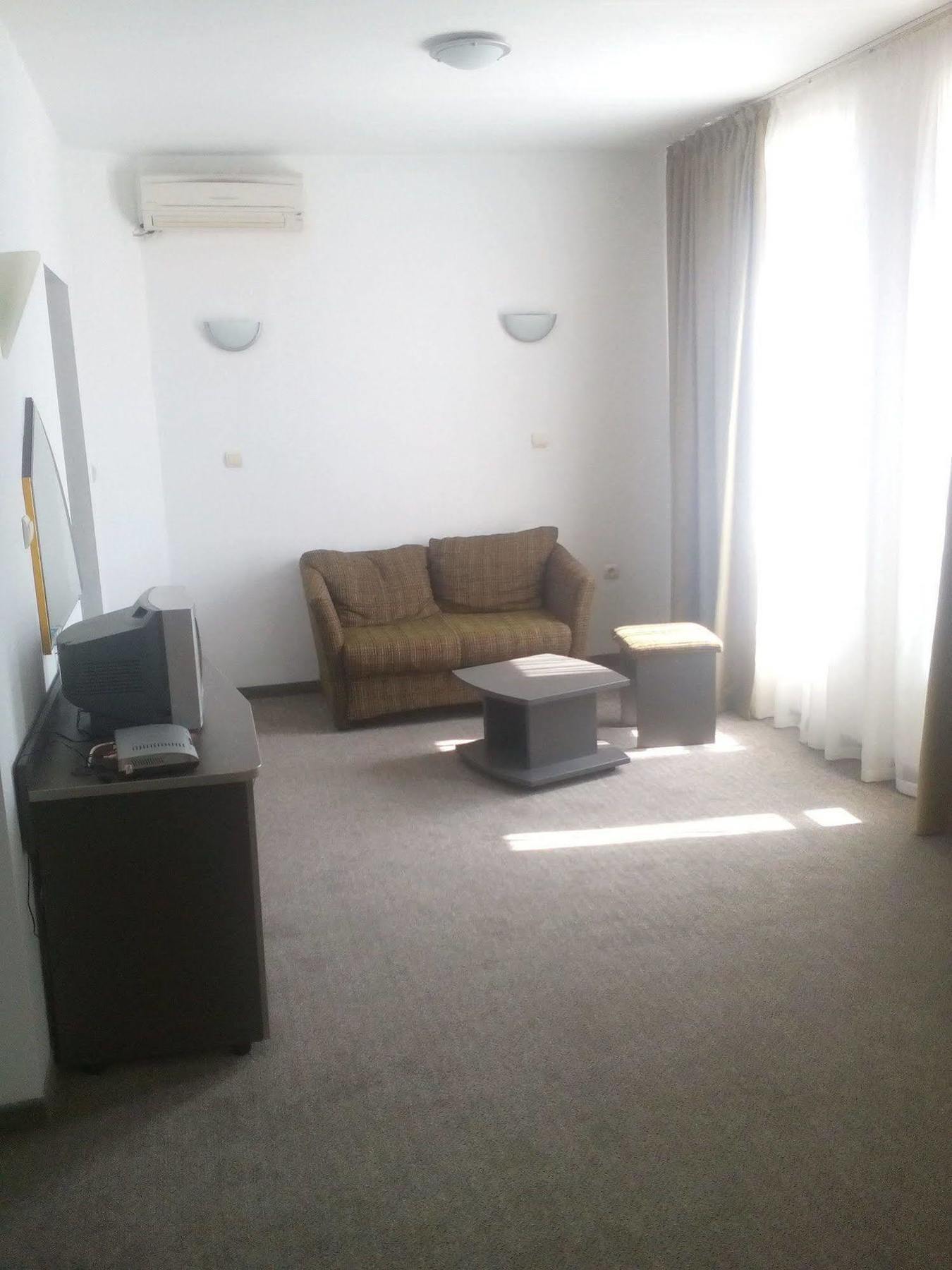 City Mark Hotel Warna Exterior foto