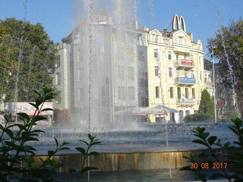 City Mark Hotel Warna Exterior foto